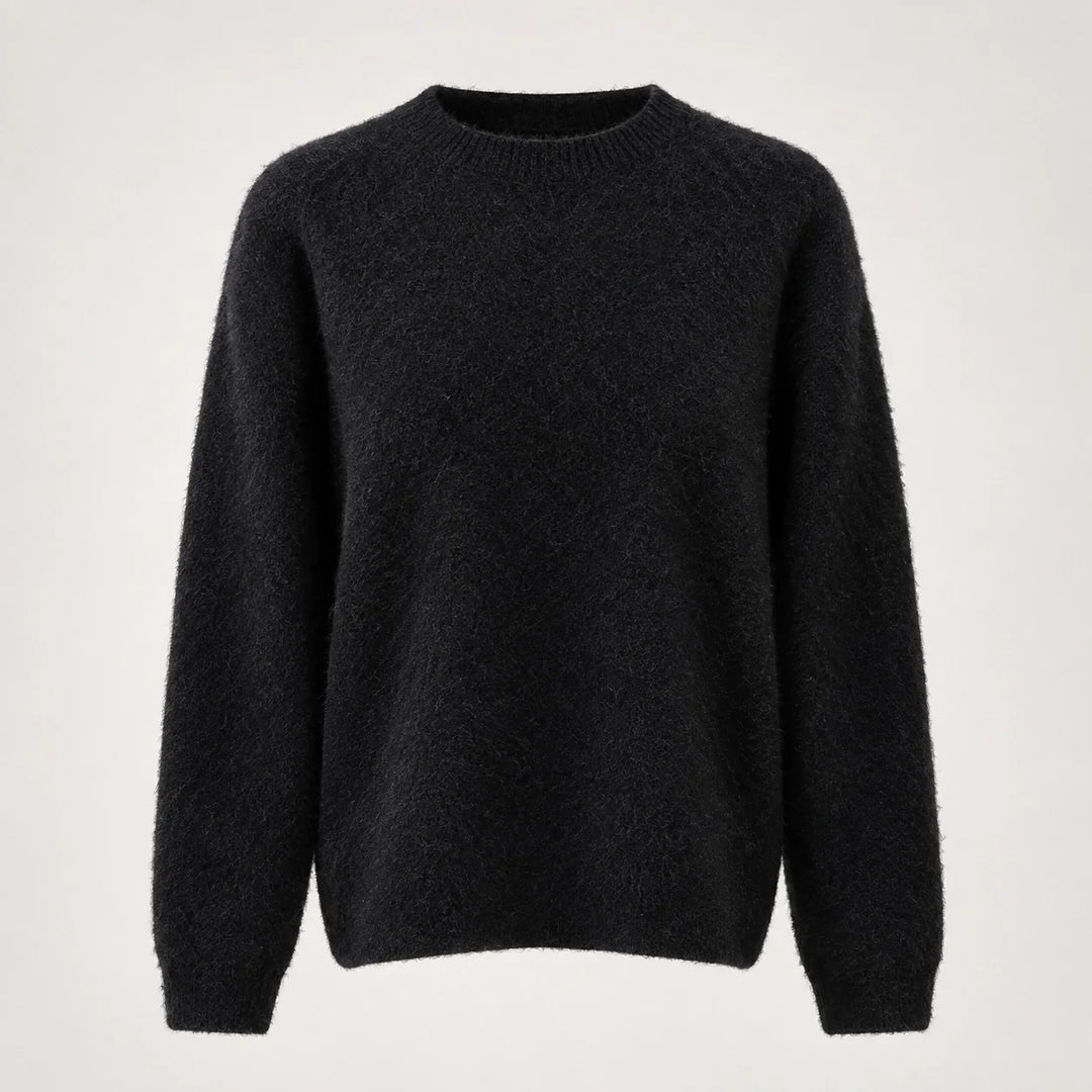 Beloru Cashmere Crewneck Sweater — Black (apparel solo)