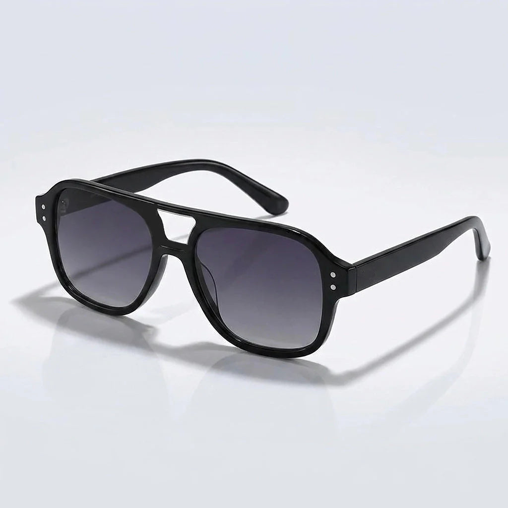 Peloru Aviator Sunglasses — C1 Black Frame Gradual Gray (sunglasses hero)