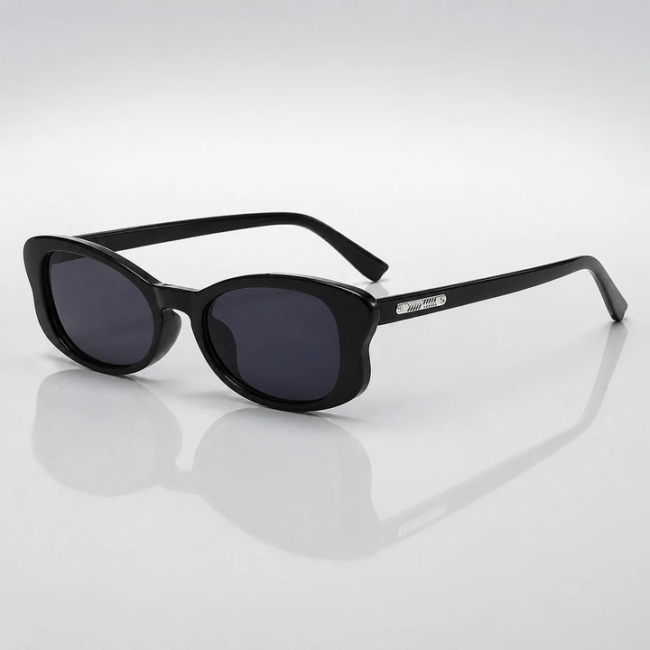 Pelora Rivena Sunglasses — C1黑框黑灰片 (sunglasses hero)