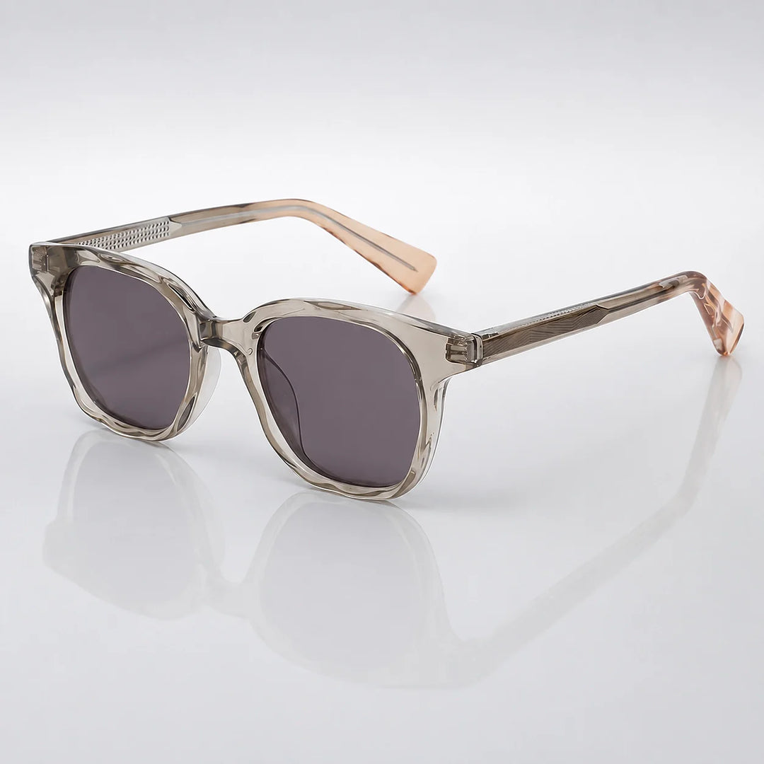 Quelva Mavio Sunglasses — Tan (sunglasses hero)