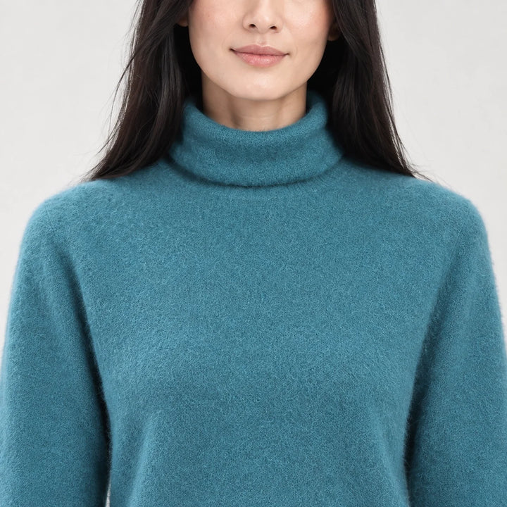 Delwyn Cashmere Turtleneck Sweater — Teal (apparel detail)